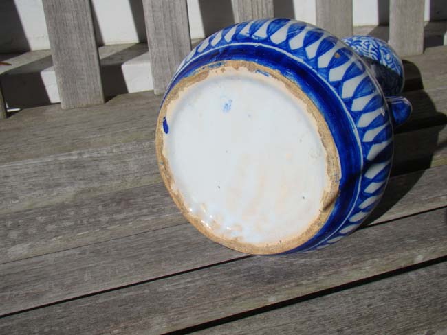 A 19th century two handled pottery jug or vase, possibly Spanish or Portuguese — image 2